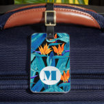 Étiquette À Bagage Modèle floral monogramme<br><div class="desc">Une étiquette à bagages élégante comprend un motif d'oiseau tropical de fleurs paradisiaques et votre chic monogramme initial sur le devant et vos informations d'adresse imprimées sur le dos OU choisissez le style que vous pouvez insérer votre carte de visite sur le dos. Créez-vous pour vous-même ou offrez-en un cadeau....</div>