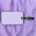 Étiquette À Bagage Monogramme de nom moderne écriture girly lavande v<br><div class="desc">Monogramme lavande violet Ajoutez votre propre nom Étiquette de bagage en script L'étiquette de bagage fait le cadeau parfait pour un anniversaire des 16 ans,  un mariage,  une douche de mariée,  une baby shower ou une soirée bachelorette pour quelqu'un qui décore sa chambre avec style.</div>