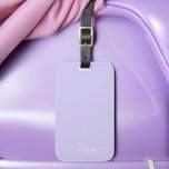 Étiquette À Bagage Monogramme de nom moderne écriture girly violet la<br><div class="desc">Monogramme violet lavande Ajoutez votre propre nom signature oreiller. L'étiquette de bagage fait le cadeau parfait pour un 16ème anniversaire,  un mariage,  une douche de mariée,  une baby shower ou une soirée d'enterrement de vie de jeune fille pour quelqu'un qui aime un style chic élégant et moderne.</div>