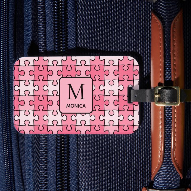 Étiquette À Bagage Monogramme de pièces de puzzle rose moderne  (Insitu Rectoal 4)