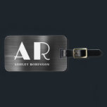 Étiquette À Bagage Monogramme en métal noir élégant Deux premiers<br><div class="desc">Elégant Design Moderne Gras Deux Monogrammes Nom Initial Black Metal Personnalisé Porte-Bagages Personnalisé Tag. Ce design avec typographie de nom complet avec 2 monogrammes initial, adresse info sur l'arrière - plan de feuille métallique imitation noir. Ils sont faciles à customiser. Cadeau féminin ou masculin élégant pour mariage, 16 ans sucré,...</div>