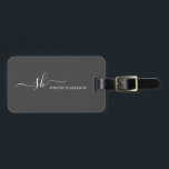 Étiquette À Bagage Monogramme moderne Élégante calligraphie Personnal<br><div class="desc">Porte-carte de visite monogramme personnel moderne avec calligraphie de script tendance et design de typographie minimaliste. Il s'agit de la version ivoire/gris charbon.</div>