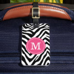 Étiquette À Bagage Monogramme personnalisé d'impression rose et zèbre<br><div class="desc">Une étiquette de bagage de voyage personnalisée avec un poster de animal zèbre chic girly. Personnalisez-le avec votre monogramme dans un cadre circulaire et ajoutez vos coordonnées à l'arrière. Cliquez sur Customiser pour modifier les polices et les couleurs pour créer votre propre design unique.</div>