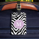 Étiquette À Bagage Monogramme personnalisé d'impression violet et zèb<br><div class="desc">Une étiquette de bagage de voyage personnalisée avec un poster de animal zèbre chic girly. Personnalisez-le avec votre monogramme dans un cadre circulaire et ajoutez vos coordonnées à l'arrière. Cliquez sur Customiser pour modifier les polices et les couleurs pour créer votre propre design unique.</div>