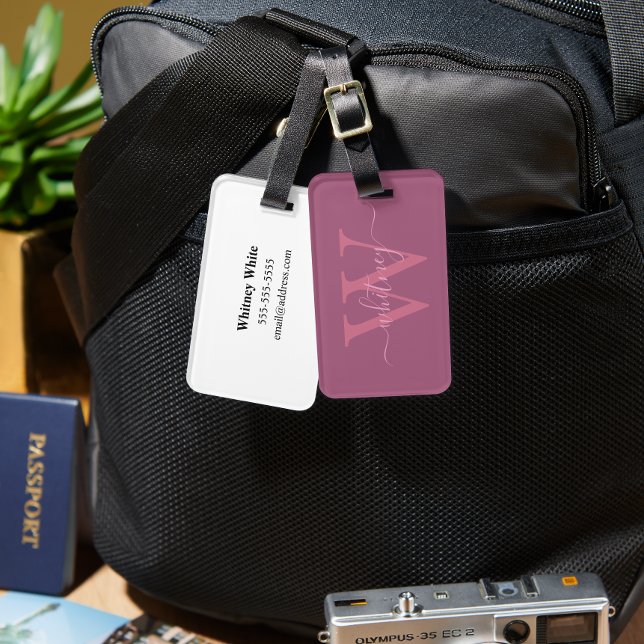 Étiquette À Bagage Monogramme rose simple moderne Nom et initiale (Créateur téléchargé)