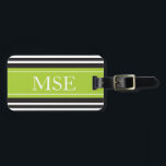 Étiquette À Bagage Motif de  de rayures noires de monogramme personna<br><div class="desc">Motif rayé noir et blanc personnalisé avec Monogramme ou Initiales personnalisées sur l'avant et détails d'adresse sur le dos pour les étiquettes de bagages de sac de voyage. Cliquez sur le bouton "Personnaliser" pour personnaliser votre cadeau et ajouter vos propres initiales au recto et l'adresse au verso. Choisissez votre propre...</div>
