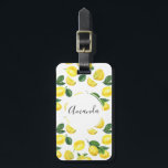 Étiquette À Bagage Motif de fruits aux citrons jaunes<br><div class="desc">Une étiquette à bagages avec un mignon motif de citrons jaunes avec des feuilles verts et des tranches de citron fraîchement coupées.</div>