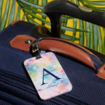 Étiquette À Bagage Nom du monogramme coloré de la Cravate de fille<br><div class="desc">Aidez vos bagages à se démarquer à l'aéroport avec ce monogramme coloré couleur cravate avec votre étiquette de bagage.</div>
