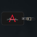 Étiquette À Bagage Nom du monogramme rouge noir de la fille<br><div class="desc">Monogramme noir et rouge Ajoutez votre propre nom Script Bagage Bag Le tag sac fait le cadeau parfait pour 16 ans,  mariage,  douche nuptiale,  baby shower ou bachelorette cadeau pour quelqu'un décorant sa chambre dans le style.</div>