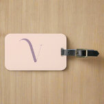 Étiquette À Bagage Nom initial féminin personnalisé Javascript rose<br><div class="desc">Cette étiquette de bagage dans un mélange d'élégantes teintes rose et violet présente un design propre et élégant avec un monogramme initial, ajoutant une touche de sophistication à votre équipement de voyage. Son style élégant allie élégance et fonctionnalité, ce qui en fait un ajout chic à vos bagages. Offrez-vous une...</div>