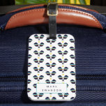 Étiquette À Bagage Nom personnalisé du joueur de basket-ball<br><div class="desc">Cette étiquette de bagage avec un motif de pickleball dynamique avec des pagaies rayées est une façon moderne et amusante de faire une déclaration. Un cadeau idéal pour les joueurs de pickleball,  les entraîneurs et les fans. Le texte est personnalisable. Une partie d'une collection de Parcel Studios.</div>