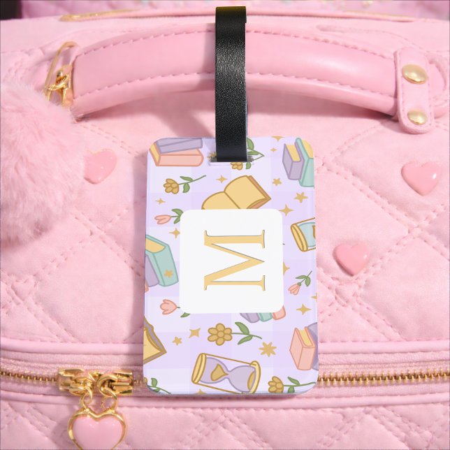 Étiquette À Bagage Personalized Letter Magic Books Girl Name Purple (Créateur téléchargé)