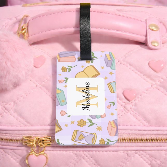 Étiquette À Bagage Personalized Magic Books Girl Purple Name (Créateur téléchargé)