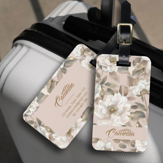 Étiquette À Bagage Personnalisé Élégant Chic Big Camellia Flower Pink (The elegant chic luggage tag with giant camellia hand-drawn in neutral color tones of pink & gold.)