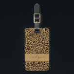 Étiquette À Bagage Poster de animal Leopard Brown Nom de script éléga<br><div class="desc">étiquette de bagage Empreinte de léopard. Design poster de animal tendance et toujours populaire en marron et noir,  personnalisé avec votre nom dans élégante typographie manuscrite.</div>