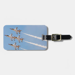Étiquette À Bagage Quatre F-16 Thunderbirds volent en formation rappr