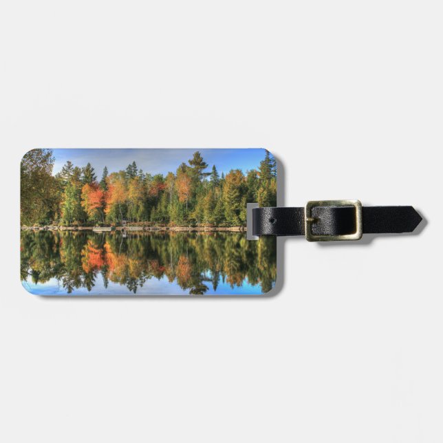 Étiquette À Bagage Reflets du feuillage d'automne dans un lac du Main (Devant horizontal)