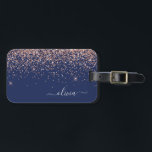 Étiquette À Bagage Rose Gold Rose Glitter Monogramme Rose Navy Bleu<br><div class="desc">Rose Gold - Rose Blush et Bleu Navy Paillettes Glitter Monogramme Nom Étiquette de Bagage. C'est le cadeau idéal pour un anniversaire sweet 16,  un mariage,  une baby shower ou une soirée d'enterrement de vie de jeune fille pour quelqu'un qui décore sa chambre avec style.</div>