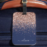 Étiquette À Bagage Rose Gold Rose Poudrée Bleu Nuit Paillettes Monogr<br><div class="desc">Rose Gold - Rose Poudrée et Bleu Nuit Paillettes Monogramme Étiquette de Bagage. C'est le cadeau idéal pour un anniversaire sweet 16,  un mariage,  une douche de mariée,  une baby shower ou une soirée d'enterrement de vie de jeune fille pour quelqu'un qui décore sa chambre avec style.</div>