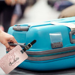 Étiquette À Bagage Rose or gouttes d'or nom monogramme personnalisé<br><div class="desc">Un arrière - plan doré rose décoré avec des gouttes,  la peinture goutte à goutte. Personnalisez et ajoutez un nom,  vos initiales monographiques. Vos coordonnées au verso.</div>