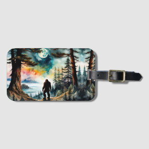 Étiquette À Bagage Sasquatch debout sur la crête surplombant l'océan