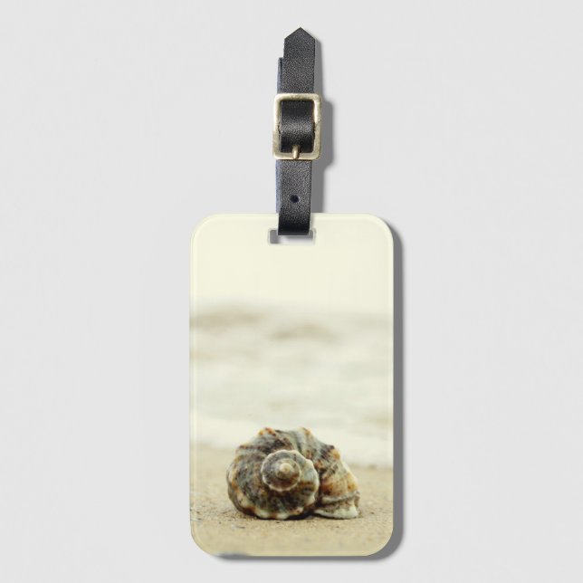 Étiquette À Bagage Seul coquillage sur la plage (Devant Vertical)