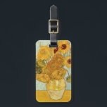 Étiquette À Bagage Stilleben mit de Vincent van Gogh 12 Sonnenblumen<br><div class="desc">1888. Stilleben mit 12 Sonnenblumen ou Vase avec 12 tournesols. Vincent Willem van Gogh était un peintre post-impressionniste d'origine hollandaise dont l'oeuvre,  remarquable par sa beauté rugueuse,  son honnêteté émotionnelle et sa couleur audacieuse,  a eu une influence considérable sur l'art du 20ème siècle.</div>