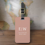 Étiquette À Bagage Terracotta Moderne Monogramme Minimaliste<br><div class="desc">Améliorez votre expérience de voyage avec notre étiquette de bagages Monogramme minimaliste classique élégant et moderne. Cet accessoire méticuleusement conçu allie élégance intemporelle et minimalisme contemporain, assurant à vos bagages un caractère sophistiqué. Réalisée avec précision et attention au détail, cette étiquette à bagages est plus qu'un simple article pratique, c'est...</div>