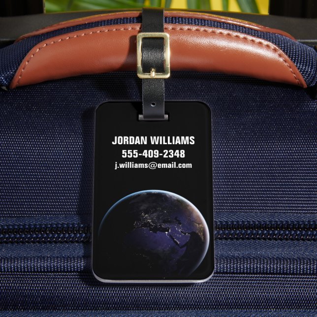 Étiquette À Bagage Terre Pleine Montrant Les Lumières De La Ville D'E (Insitu Rectoal 2)