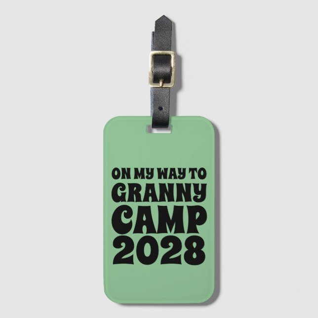 Étiquette À Bagage Texte du camp de Granny (Devant Vertical)