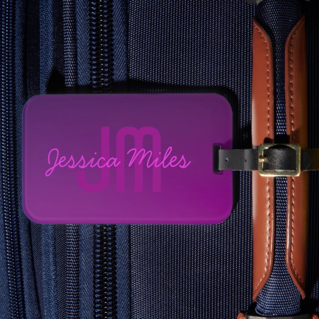Étiquette À Bagage Texte monogramme modifiable moderne & Ombre violet (Insitu Rectoal 4)
