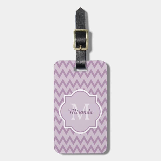 Étiquette À Bagage Trendy Purple Chevron Zigzag Nom et monogramme (Devant Vertical)