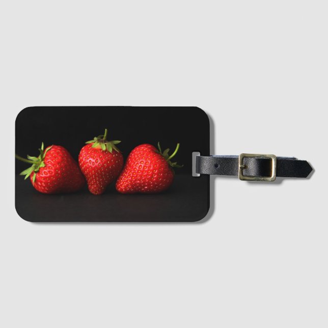 Étiquette À Bagage Trois fraises sur noir bc ltcna (Devant Horizontal)