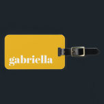Étiquette À Bagage Typographie en gras jaune mignon Nom personnalisé<br><div class="desc">Audacieuse typographie moderne Nom personnalisé Bagage étiquette avec texte blanc sur un Arrière - plan jaune</div>