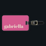 Étiquette À Bagage Typographie en gras rose chaud Nom personnalisé<br><div class="desc">Gras Typographie moderne Nom personnalisé Marque de bagage en rose chaud</div>