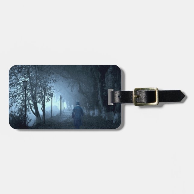 Étiquette À Bagage Un étranger dans le parc dans le brouillard noctur (Devant horizontal)