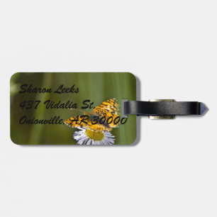 Étiquette À Bagage Un papillon sur une fleur