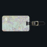 Étiquette À Bagage Vincent van Gogh - Irises<br><div class="desc">Irises (1889) de Van Gogh est un post impressionnisme vintage de peinture de nature fleurie d'art. Un groupe d'iris à barbe violet et une seule fleur d'iris blanc poussent dans un jardin. C'était l'une de ses premières peintures alors qu'il était à l'asile à Saint-Rémy-de-Provence. En 1987, il est devenu le...</div>