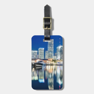 Étiquette À Bagage Vue d'horizon avec la réflexion dans l'eau, Miami