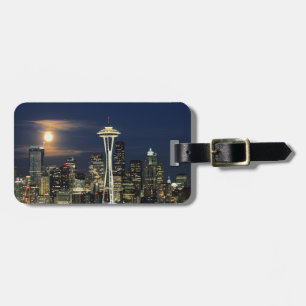 Étiquette À Bagage Washington, Seattle, Skyline la nuit depuis Kerry
