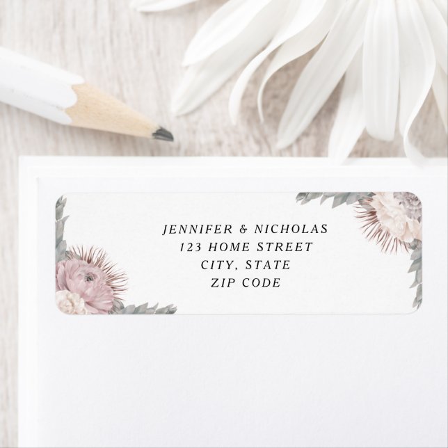 Étiquette Adresse de mariage aux fleurs séchées Boho Rose Po (En situation)