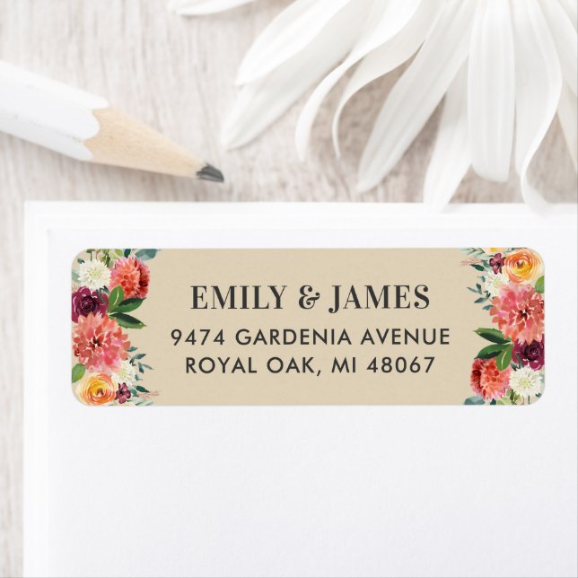 Étiquette Adresse de mariage florale automnale burgundy rust (En situation)