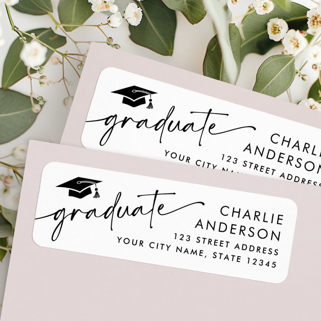 Étiquette Adresse de retour blanche de la limite de graduati (Graduate graduation cap white return address label)