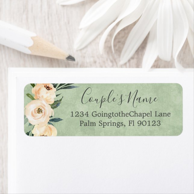 Étiquette Adresse de retour de mariage beige vert floral (En situation)