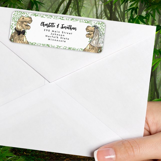 Étiquette Adresse de Retour de Mariage sur le Thème des Dino (Dinosaur themed wedding funny T-Rex bride and groom jungle foliage return address label)