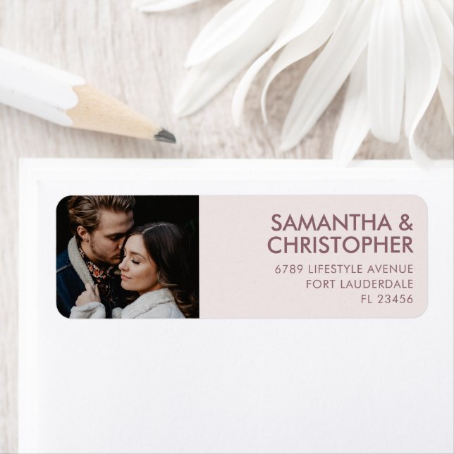 Étiquette Adresse de retour du Mariage Blush & Rose simple (En situation)