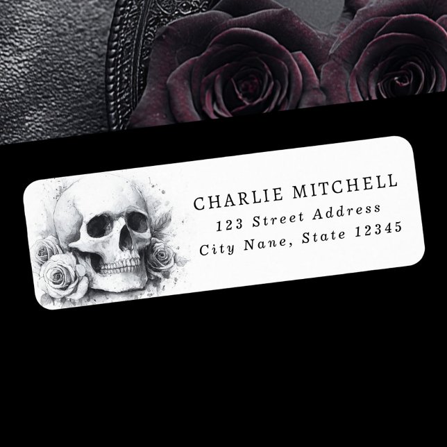 Étiquette Adresse de retour Halloween crâne avec des roses (Skull with roses Halloween return address Label)