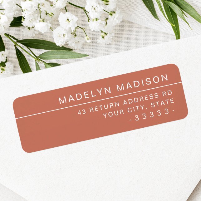 Étiquette Adresse de retour minimaliste en terre cuite marro (Modern minimalist terracotta brown return address label)
