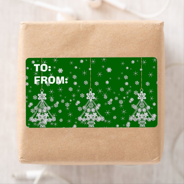 Étiquette Arbres de Noël et flocons de neige (En situation)