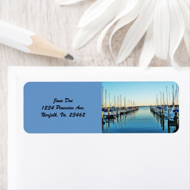 Étiquette Bateaux à la marina par Shirley Taylor (En situation)